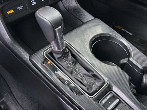 Used 2025 Honda Civic Sport image 19