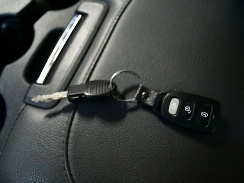 Used 2015 RAM 1500 Tradesman w/ Popular Equipment Group image 38