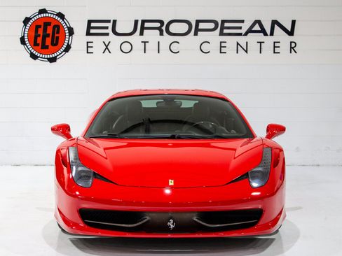 Used 2014 Ferrari 458 Italia Coupe RWD image 10