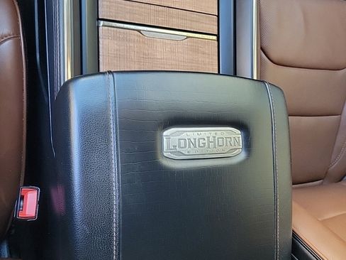 Used 2021 RAM 1500 Limited w/ Off Road Group image 24