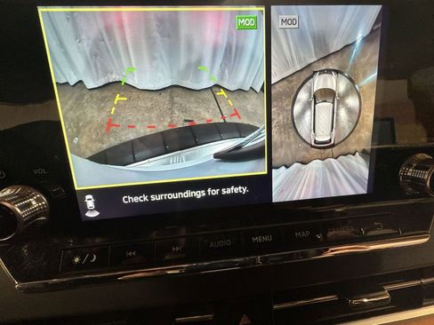 Used 2023 Mitsubishi Outlander SEL image 25