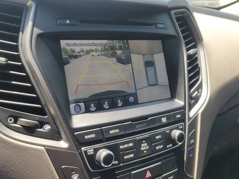 Used 2018 Hyundai Santa Fe Sport FWD image 18