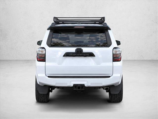 Used 2021 Toyota 4Runner Venture w/ Moonroof Package AWD/4WD image 6
