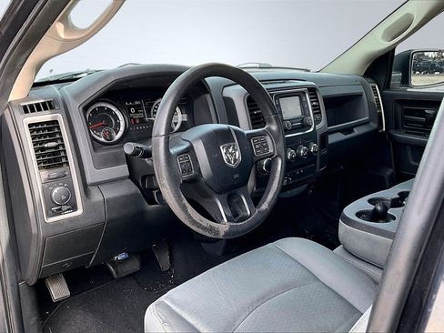 Used 2017 RAM 1500 Express image 15