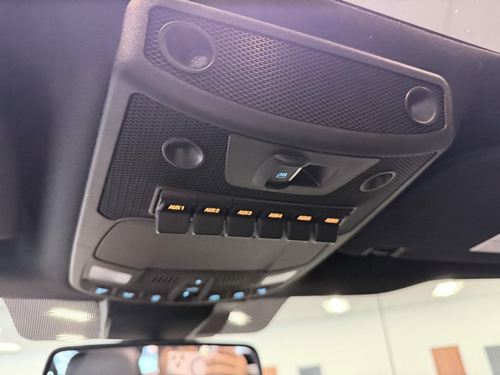 Used 2022 Ford F350 Lariat w/ Lariat Ultimate Package AWD/4WD image 41