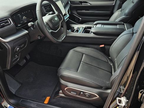 New 2026 Jeep Grand Wagoneer L Limited AWD/4WD image 15