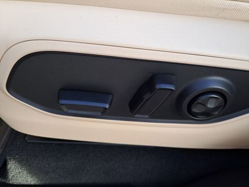 New 2025 Jeep Grand Cherokee Limited image 25