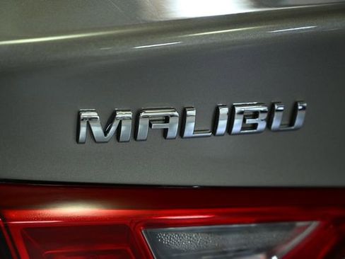 Used 2024 Chevrolet Malibu LT image 12