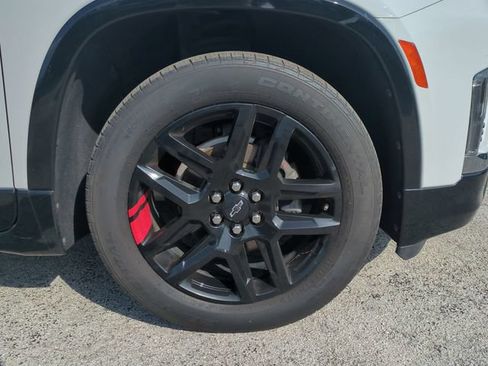 Used 2023 Chevrolet Traverse Premier w/ Redline Edition FWD image 11