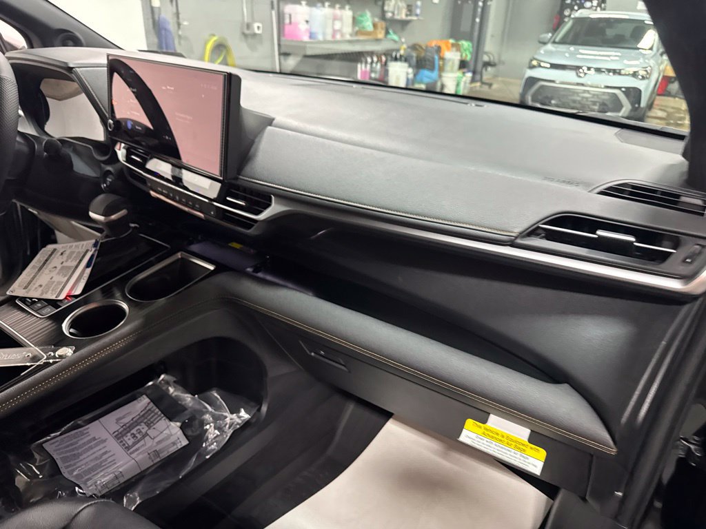 New 2026 Toyota Sienna XLE Woodland Edition AWD/4WD image 39