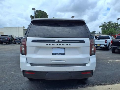 Used 2023 Chevrolet Suburban Z71 AWD/4WD image 6