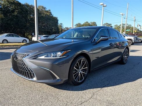 Used 2024 Lexus ES 350 w/ Premium Package image 9