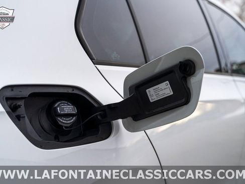 Used 2022 Volkswagen Golf R image 41