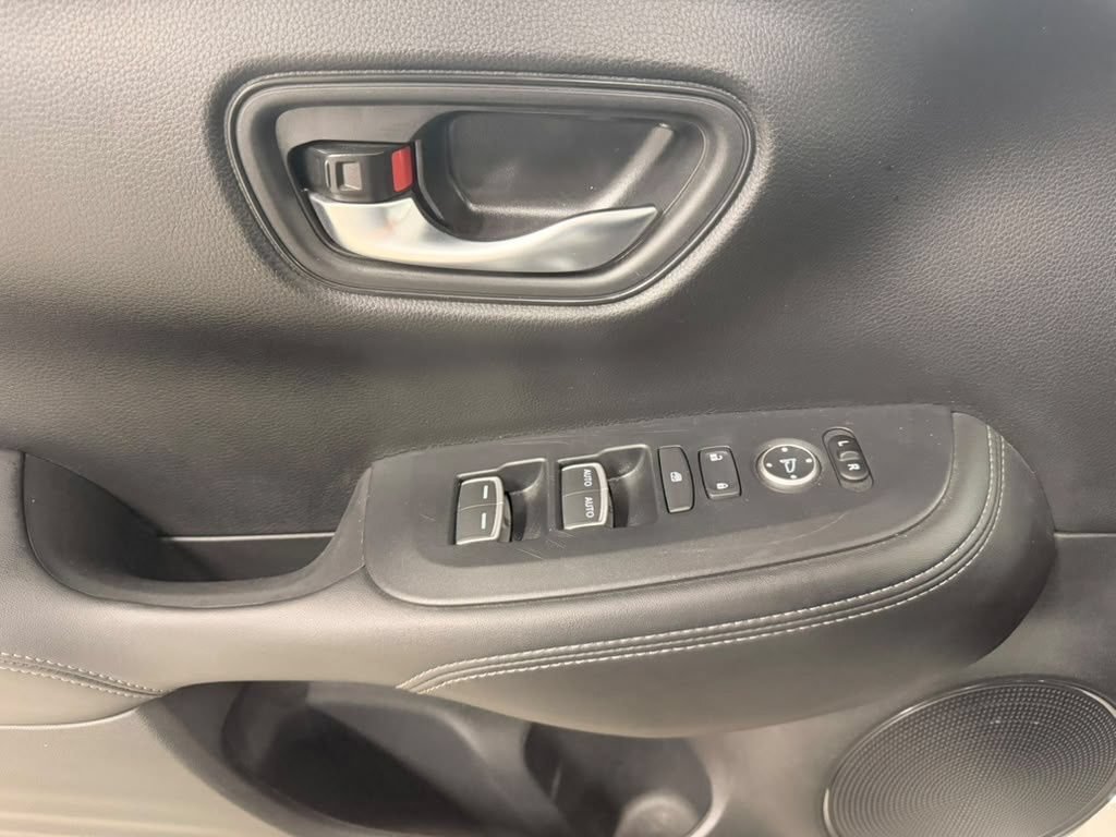 Used 2024 Honda HR-V EX-L image 24