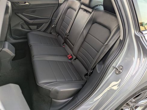 Used 2024 Volkswagen Jetta SE image 26