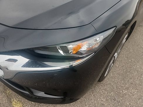 Used 2024 MAZDA MAZDA3 s FWD image 5