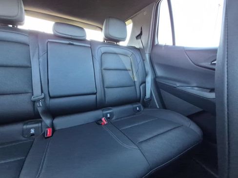 Certified 2025 Chevrolet Equinox LT w/ Convenience Package II FWD image 7