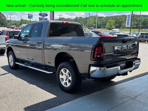 Used 2026 RAM 2500 Big Horn AWD/4WD image 2