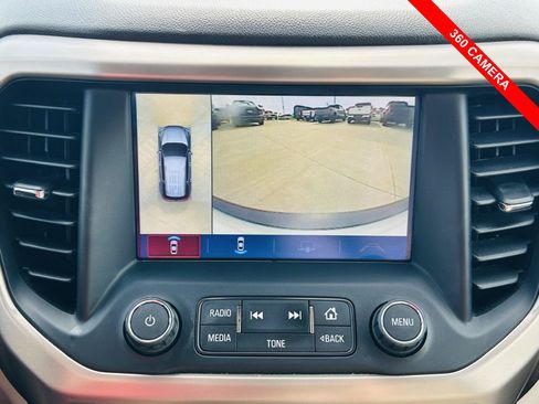 Used 2018 GMC Acadia Denali w/ Technology Package AWD/4WD image 14