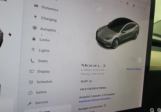 Used 2018 Tesla Model 3 Long Range AWD/4WD image 3