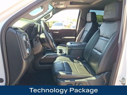 Used 2022 GMC Sierra 1500 Denali w/ Denali Reserve Package AWD/4WD image 2
