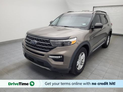 Used 2021 Ford Explorer XLT w/ Equipment Group 202A AWD/4WD image 1