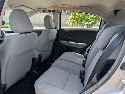 Used 2020 Honda HR-V LX image 11