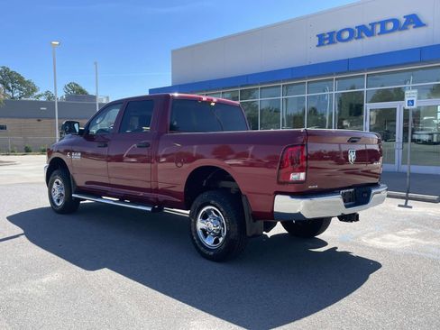 Used 2013 RAM 2500 Tradesman w/ Chrome Appearance Group AWD/4WD image 4