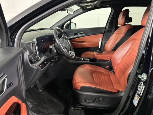 Used 2023 Kia Sportage SX image 11