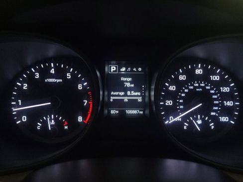 Used 2017 Hyundai Santa Fe Sport image 23