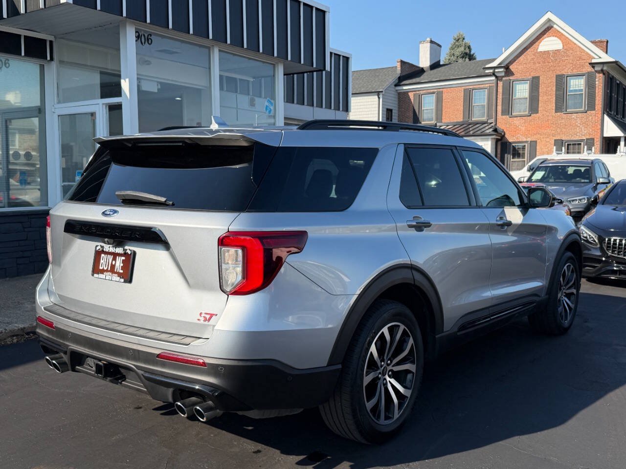 Used 2020 Ford Explorer ST w/ Premium Technology Package AWD/4WD image 8