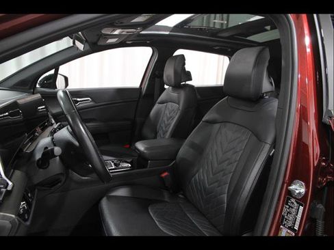 Used 2023 Kia Sportage X-Line w/ X-Line Premium Package AWD/4WD image 5