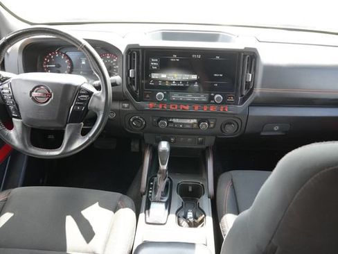Used 2025 Nissan Frontier PRO-4X AWD/4WD image 12