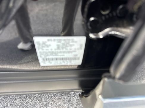 Used 2021 Ford Explorer Limited w/ Hybrid Equipment Group 310A RWD image 22