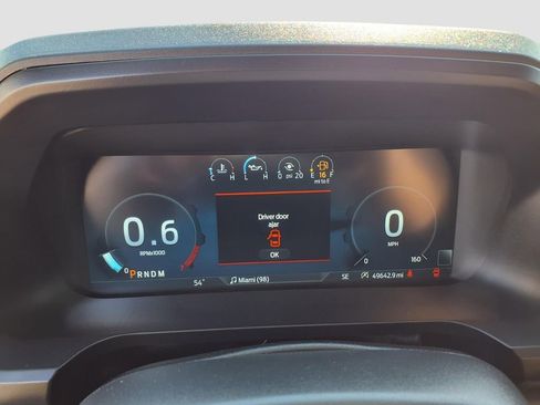 Used 2022 Ford Expedition Limited image 26