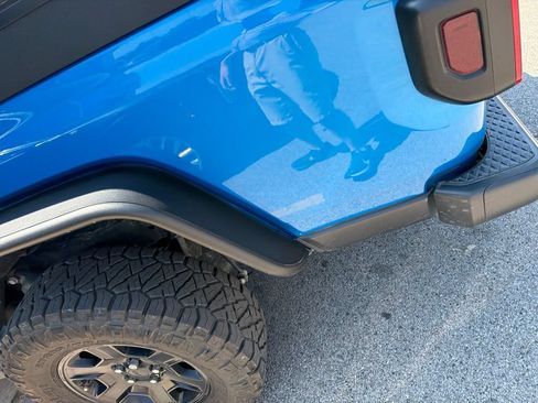 Used 2022 Jeep Gladiator Mojave AWD/4WD image 5