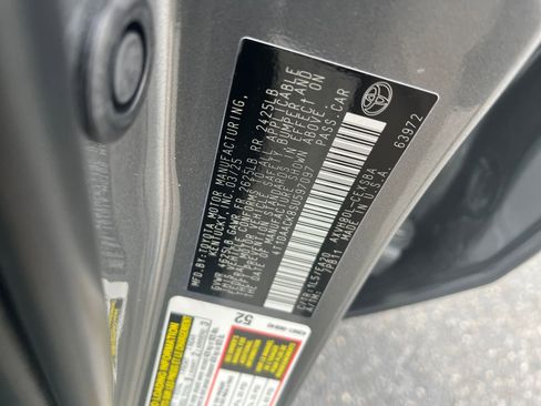 Used 2025 Toyota Camry SE image 22