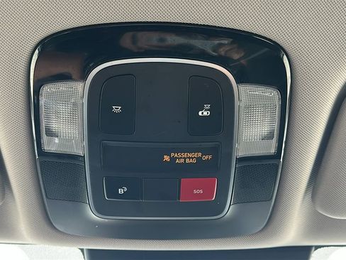 Used 2025 Hyundai Sonata SEL FWD image 29