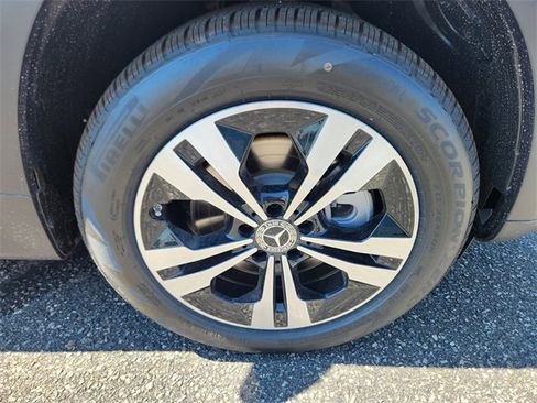 New 2026 Mercedes-Benz GLB 250 4MATIC image 18