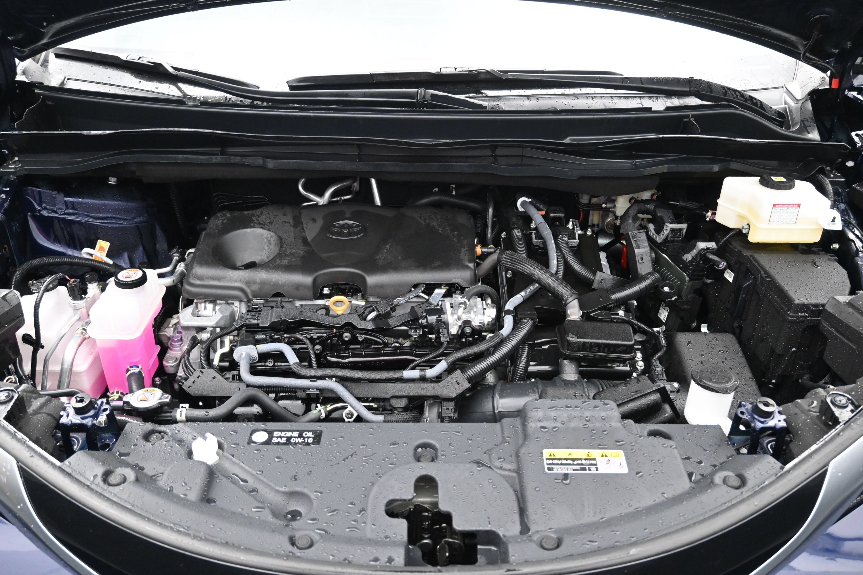 Used 2026 Toyota Sienna Limited FWD image 25