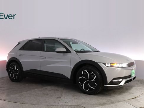 Used 2024 Hyundai Ioniq 5 SEL RWD image 14