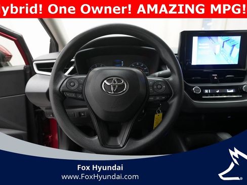 Used 2023 Toyota Corolla LE image 4