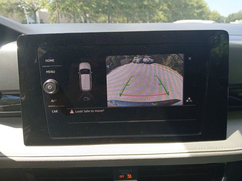 New 2025 Volkswagen Taos S image 19