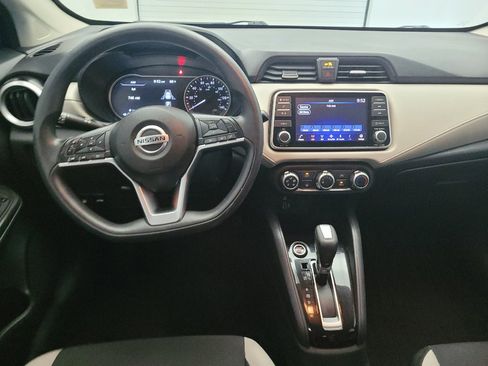 Used 2021 Nissan Versa SV FWD image 22
