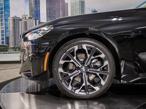 Used 2025 BMW 230i xDrive Coupe image 7