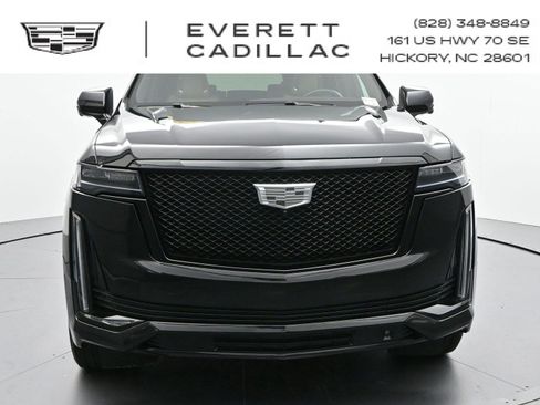 Used 2024 Cadillac Escalade Sport w/ LPO, ONYX Package AWD/4WD image 1