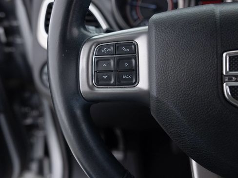 Used 2018 Dodge Journey Crossroad AWD/4WD image 37