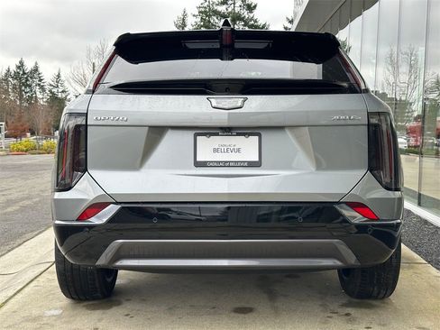 New 2026 Cadillac Optiq Sport 2 image 4