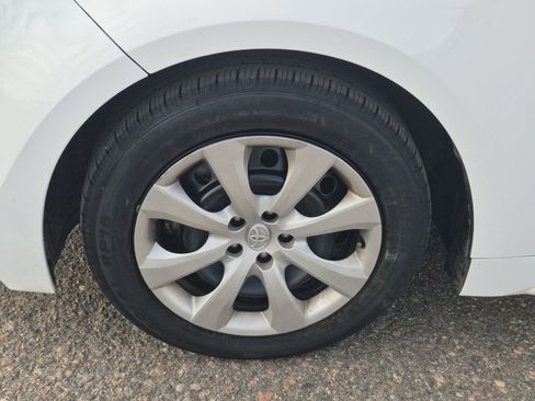 Used 2024 Toyota Corolla LE image 15