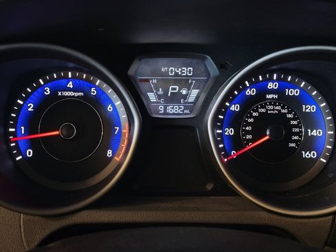 Used 2014 Hyundai Elantra image 23